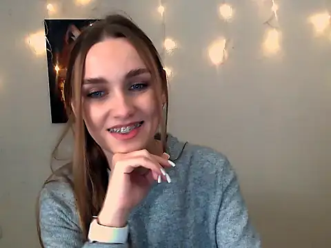 Snapshot of Doll_Angelina chatting on November 2025 07:08:01 AM Doll Angelina online show from November 2025 07:08:01 AM