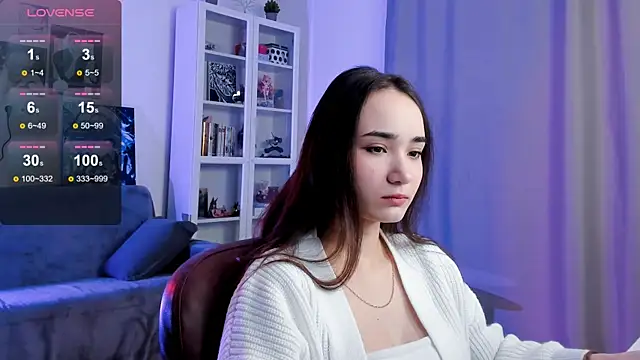 Lillllos online show from December 2025 04:23:02 AM