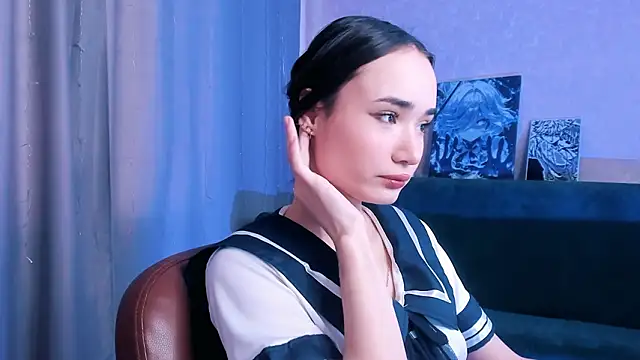 Lillllos online show from February 2026 07:06:02 AM