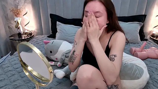 CarolineTenders online show from June 2026 01:27:02 AM