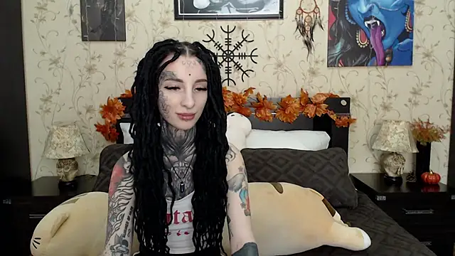 Snapshot of Velvetbat chatting on November 2025 06:39:01 AM Velvetbat online show from November 2025 06:39:01 AM