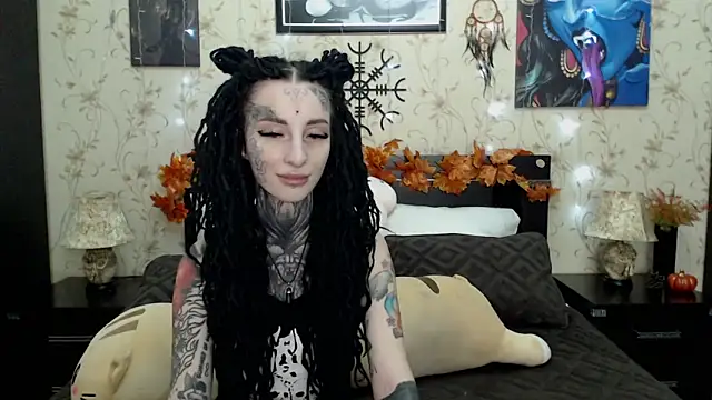 Snapshot of Velvetbat chatting on November 2025 07:01:02 AM Velvetbat online show from November 2025 07:01:02 AM