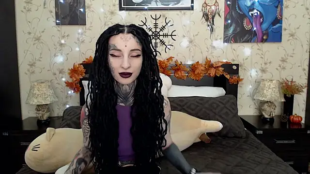 Snapshot of Velvetbat chatting on October 2025 07:00:02 AM Velvetbat online show from October 2025 07:00:02 AM