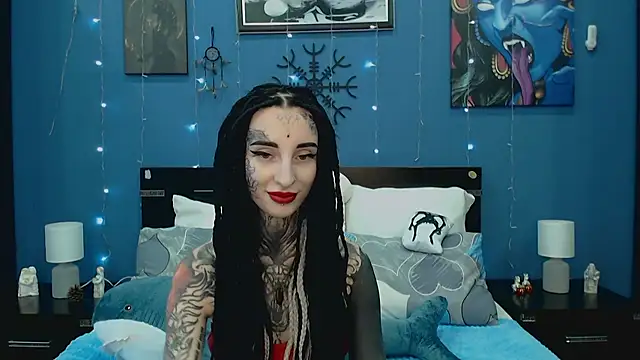 Snapshot of Velvetbat chatting on May 2026 07:03:01 AM Velvetbat online show from May 2026 07:03:01 AM