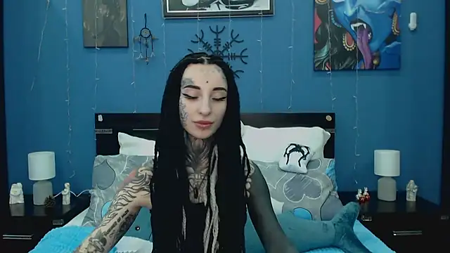 Snapshot of Velvetbat chatting on May 2026 07:07:01 AM Velvetbat online show from May 2026 07:07:01 AM