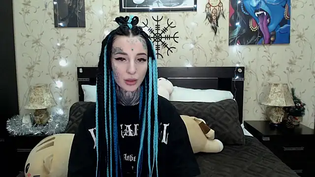 Snapshot of Velvetbat chatting on December 2025 07:13:02 AM Velvetbat online show from December 2025 07:13:02 AM