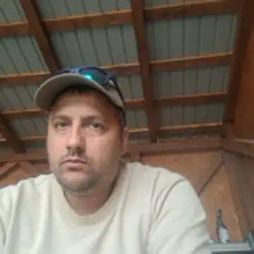 Snapshot of hotmalerobinson1 chatting on May 2026 07:06:01 AM hotmalerobinson1 online show from May 2026 07:06:01 AM