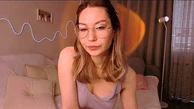 Snapshot of Lilo_Sims chatting on October 2025 03:41:02 AM Lilo Sims online show from October 2025 03:41:02 AM