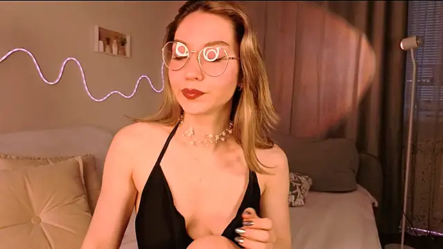 Snapshot of Lilo_Sims chatting on October 2025 01:49:01 AM Lilo Sims online show from October 2025 01:49:01 AM