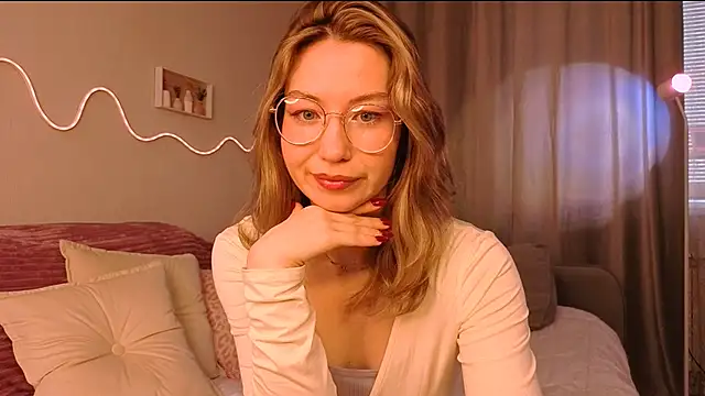 Snapshot of Lilo_Sims chatting on September 2025 03:00:02 AM Lilo Sims online show from September 2025 03:00:02 AM