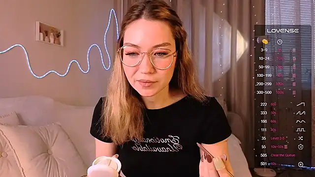 Snapshot of Lilo_Sims chatting on November 2025 03:23:02 AM Lilo Sims online show from November 2025 03:23:02 AM