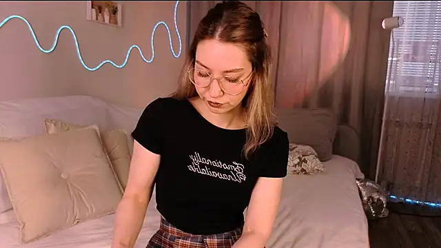 Snapshot of Lilo_Sims chatting on October 2025 05:59:02 AM Lilo Sims online show from October 2025 05:59:02 AM