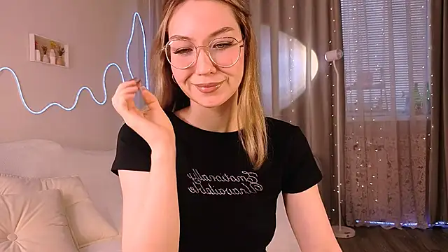 Snapshot of Lilo_Sims chatting on November 2025 03:00:02 AM Lilo Sims online show from November 2025 03:00:02 AM