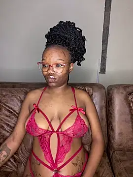 YummyMelanin117 online show from February 2026 09:15:01 PM