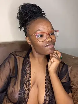 YummyMelanin117 online show from March 2026 08:57:02 PM