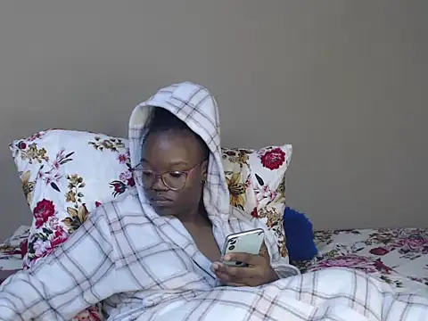 YummyMelanin117 online show from March 2026 12:11:02 AM