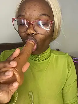 YummyMelanin117 online show from February 2026 02:39:02 PM