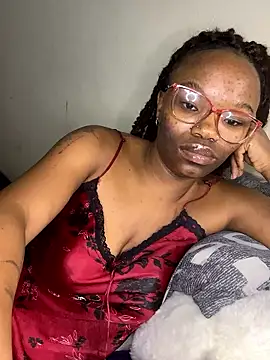 YummyMelanin117 online show from January 2026 10:36:01 PM