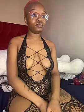 YummyMelanin117 online show from September 2025 07:59:01 AM