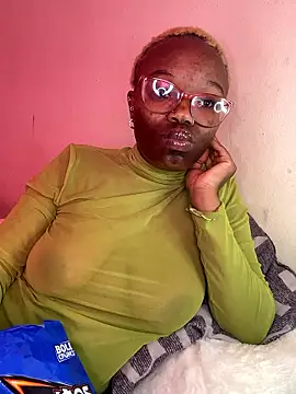 YummyMelanin117 online show from January 2026 02:35:02 PM