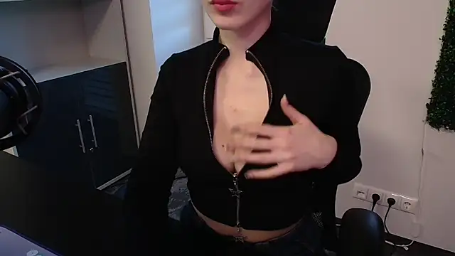 SunnyNeila online show from March 2025 01:23:01 PM