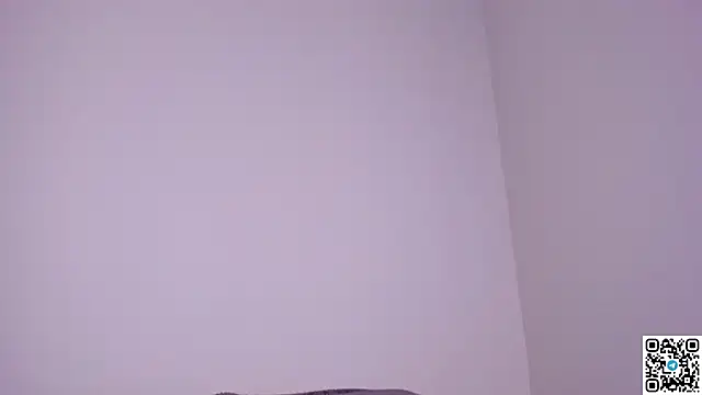 emmelieflorence online show from February 2026 06:52:01 PM