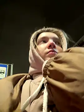 Snapshot of bambi_lu chatting on November 2025 05:02:01 PM bambi lu online show from November 2025 05:02:01 PM