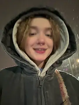 bambi lu online show from March 2026 06:37:02 PM