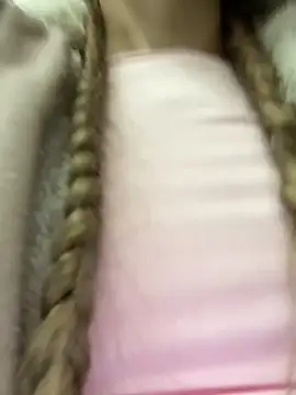 Snapshot of bambi_lu chatting on November 2025 03:28:01 AM bambi lu online show from November 2025 03:28:01 AM