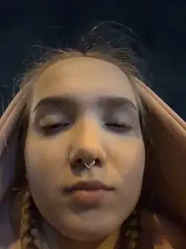 Snapshot of bambi_lu chatting on October 2025 05:14:02 PM bambi lu online show from October 2025 05:14:02 PM