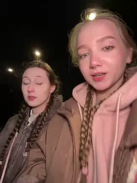 Snapshot of bambi_lu chatting on October 2025 05:57:02 PM bambi lu online show from October 2025 05:57:02 PM