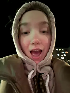 Snapshot of bambi_lu chatting on November 2025 05:12:02 PM bambi lu online show from November 2025 05:12:02 PM