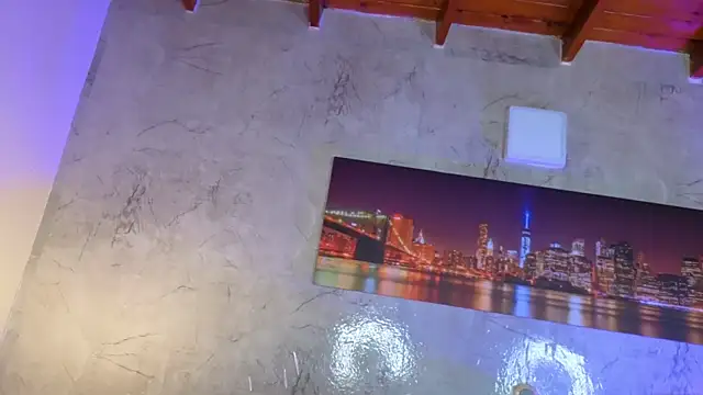 zaraquiinn online show from April 2026 02:23:02 PM