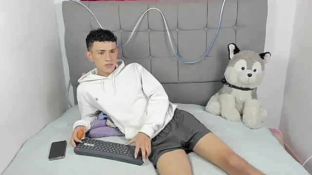 Snapshot of jeims_hotboy chatting on July 2026 02:28:01 PM jeims hotboy online show from July 2026 02:28:01 PM