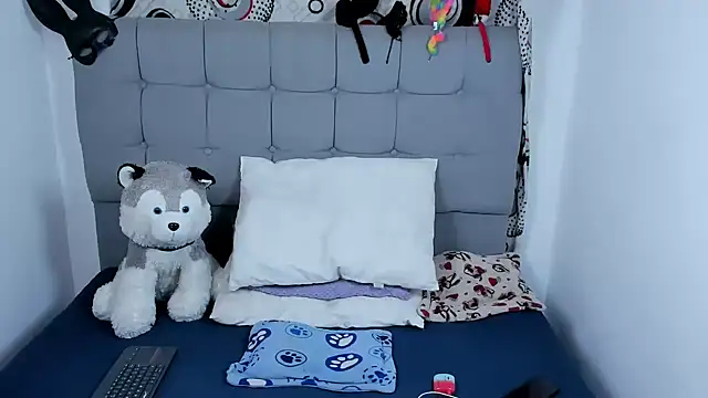 Snapshot of jeims_hotboy chatting on September 2025 12:49:01 AM jeims hotboy online show from September 2025 12:49:01 AM