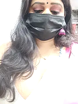 Snapshot of aparna99 chatting on November 2025 08:35:02 PM aparna99 online show from November 2025 08:35:02 PM