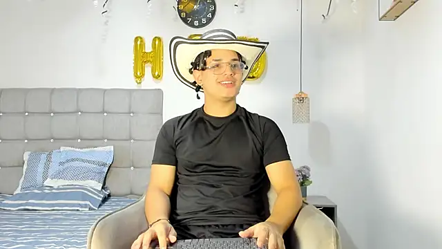 samxx muscle online show from January 2026 03:04:02 PM