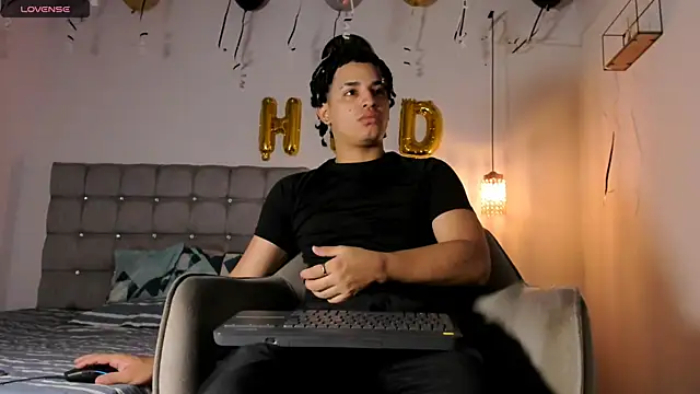 samxx muscle online show from January 2026 01:03:01 PM