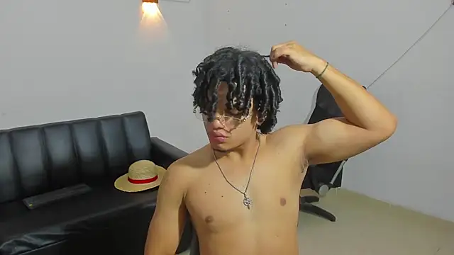 samxx muscle online show from May 2026 02:35:01 PM
