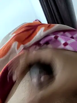 Snapshot of UAjit chatting on September 2025 10:39:02 PM UAjit online show from September 2025 10:39:02 PM