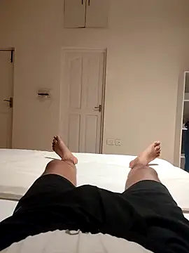 UAjit online show from April 2026 07:10:02 PM