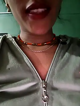 Eshwari Chopra online show from December 2025 01:50:02 AM