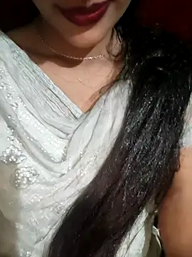 Eshwari Chopra online show from February 2026 05:55:02 PM