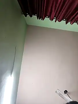 Eshwari Chopra online show from September 2025 03:18:02 AM