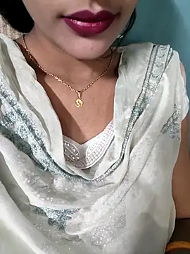 Eshwari Chopra online show from December 2025 08:14:01 AM