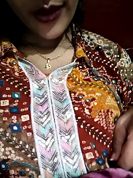 Eshwari Chopra online show from November 2025 05:02:01 PM