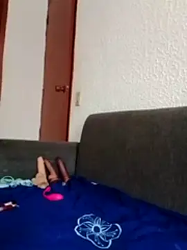 dulcewitch online show from October 2025 07:03:02 PM