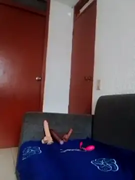 dulcewitch online show from November 2025 12:42:01 PM