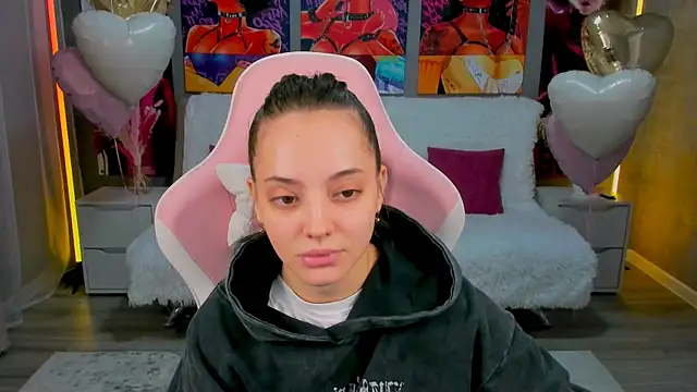 MelanieAlves online show from February 2026 06:15:02 PM