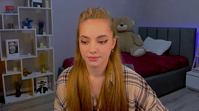 MelanieAlves online show from November 2025 07:03:01 PM